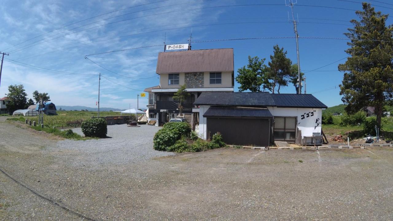 P-Dash Garden Backpackers Higashikawa Extérieur photo