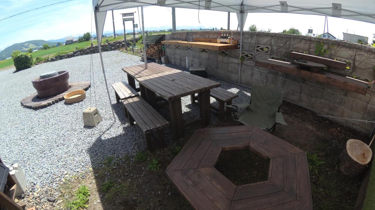P-Dash Garden Backpackers Higashikawa Extérieur photo
