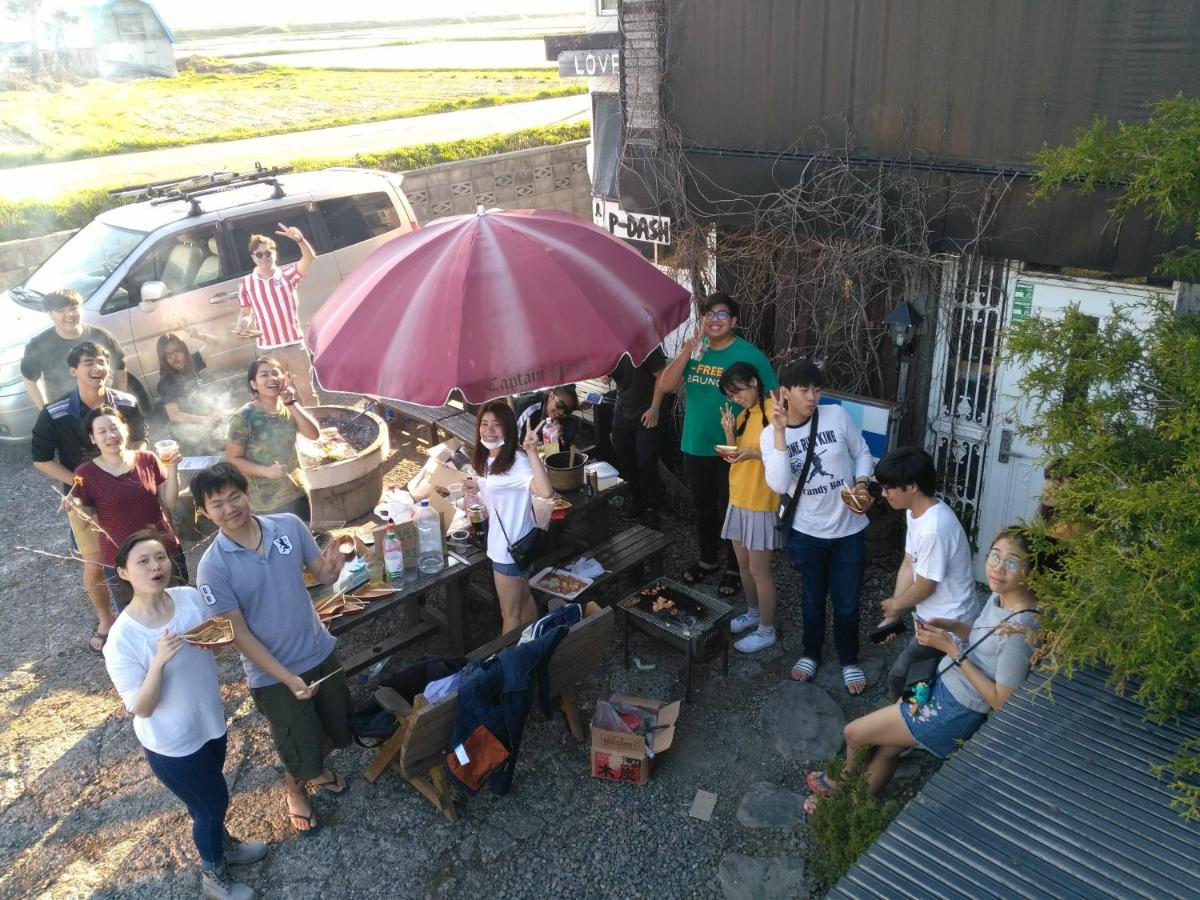 P-Dash Garden Backpackers Higashikawa Extérieur photo